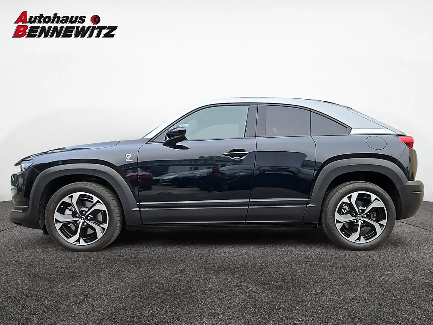 Mazda MX-30 e-SKYACTIV R-EV MAKOTO Industrial Vintage Aut. Schwarz - 2