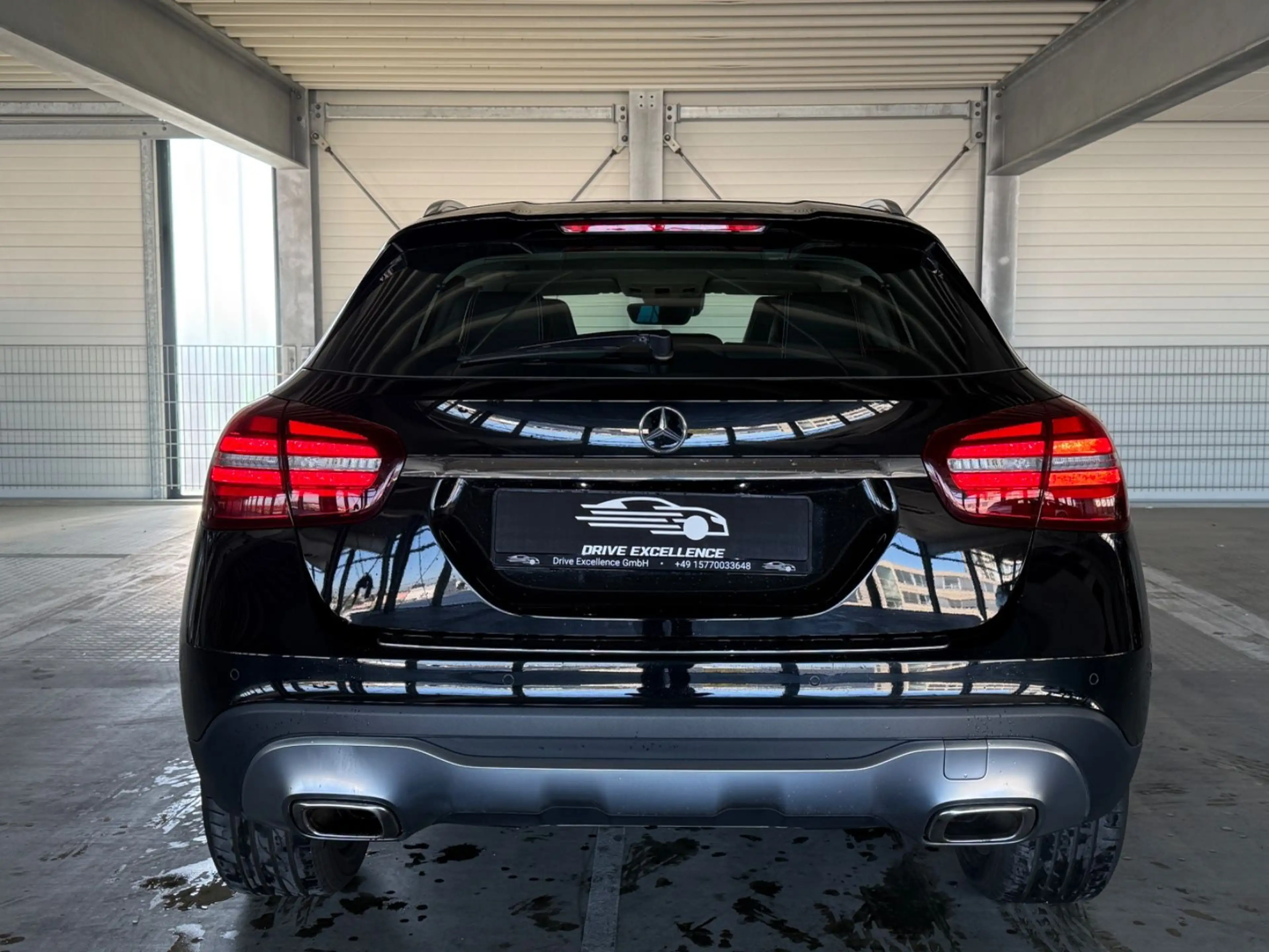 Mercedes-Benz GLA 250 AUT AHK TEMP RKAM CarPlay TL SH USB BT — photo 9