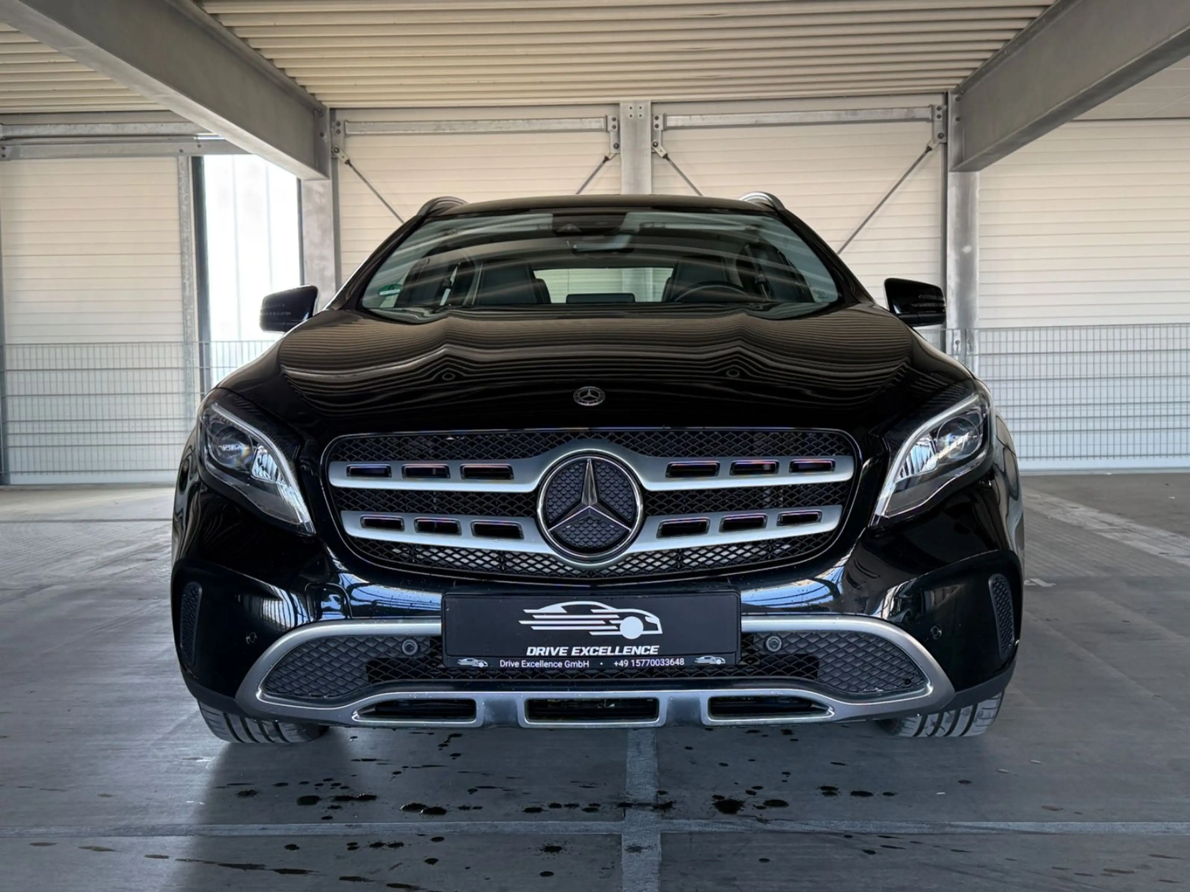 Mercedes-Benz GLA 250 AUT AHK TEMP RKAM CarPlay TL SH USB BT — photo 3