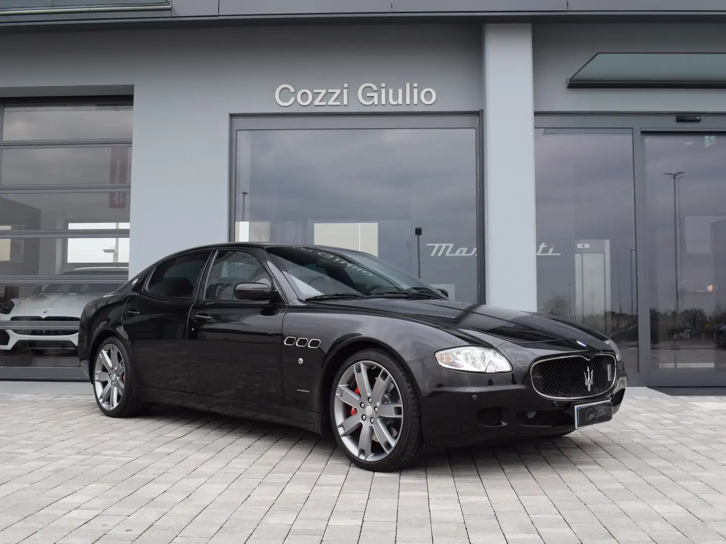 Maserati Quattroporte GTS Cambio ZF Schwarz - 2