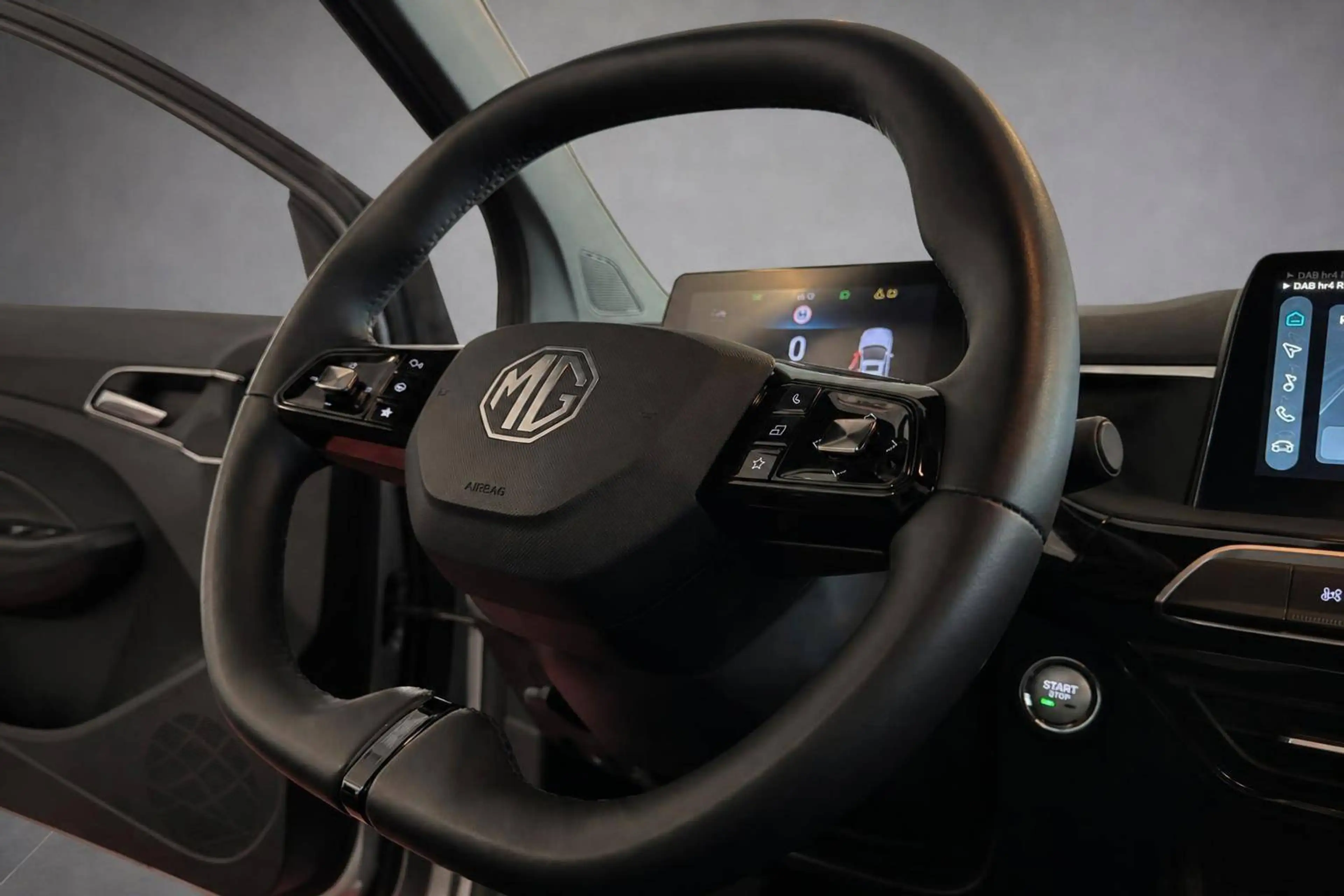 MG MG3 3*360° Kamera*ACC*NAVI* — photo 15