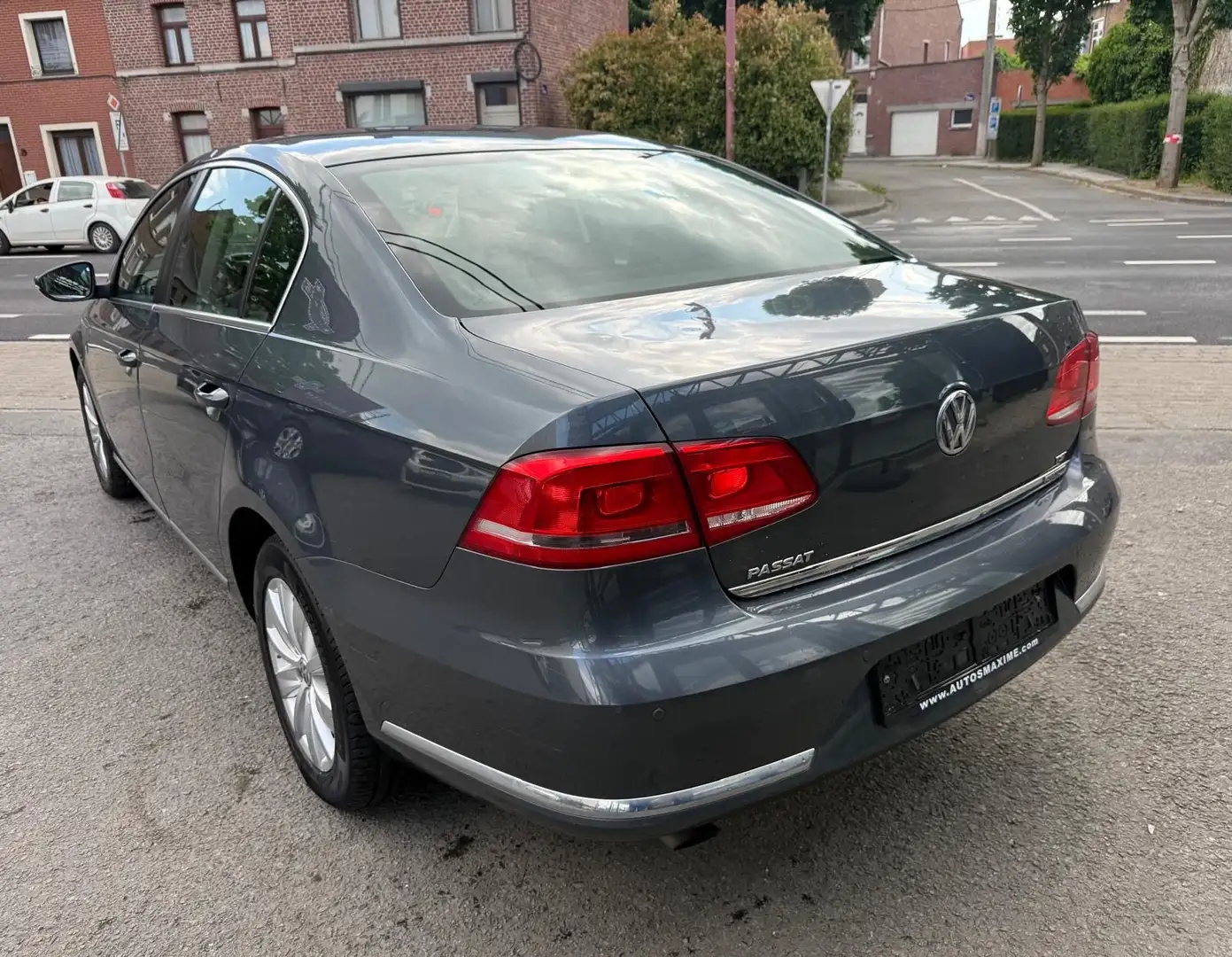 Volkswagen Passat 1.4 TSI / Euro 5 / Navigation / Garantie 12 mois / Gris - 2