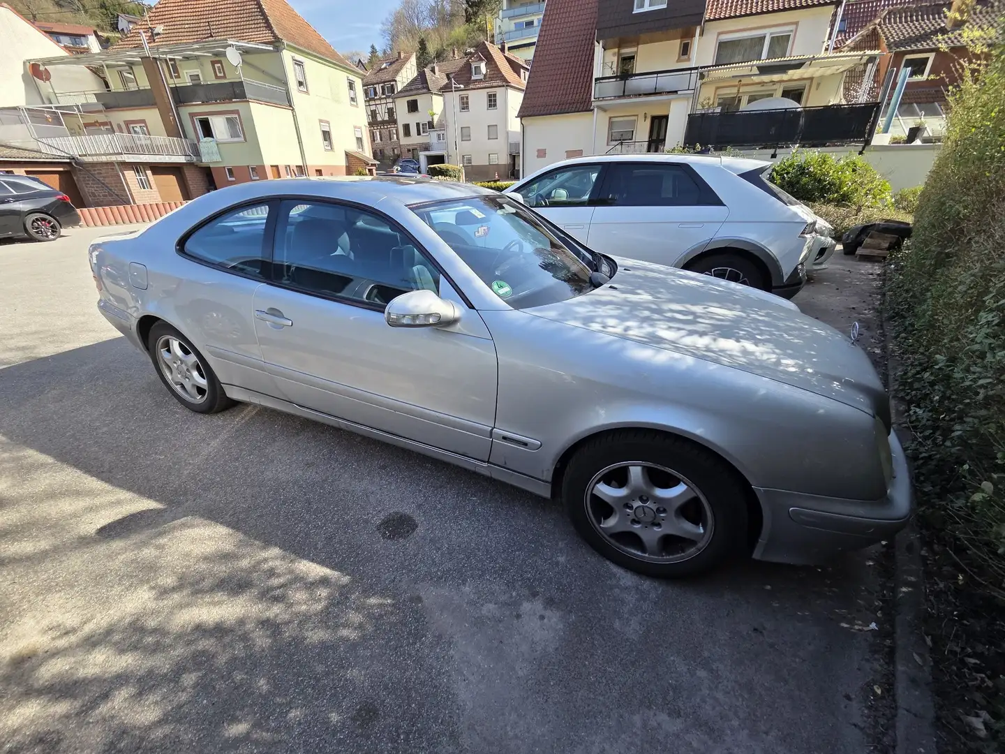 Mercedes-Benz CLK 230 Coupe Kompressor Avantgarde - 2