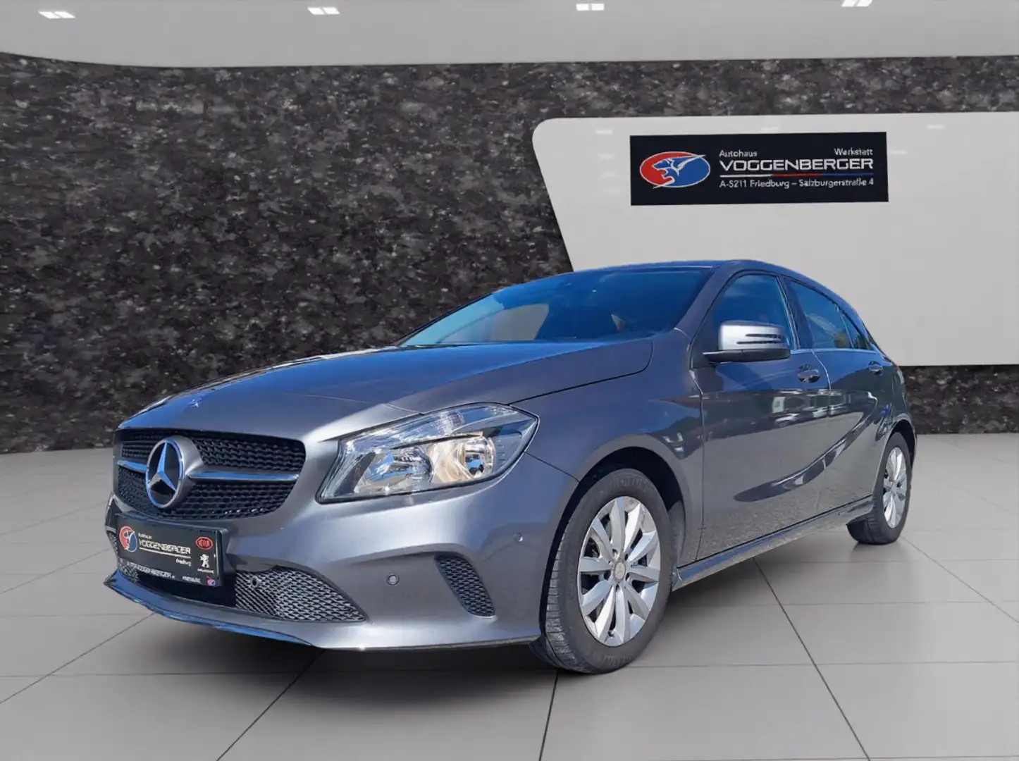 Mercedes-Benz A 180 A 180 Grau - 1