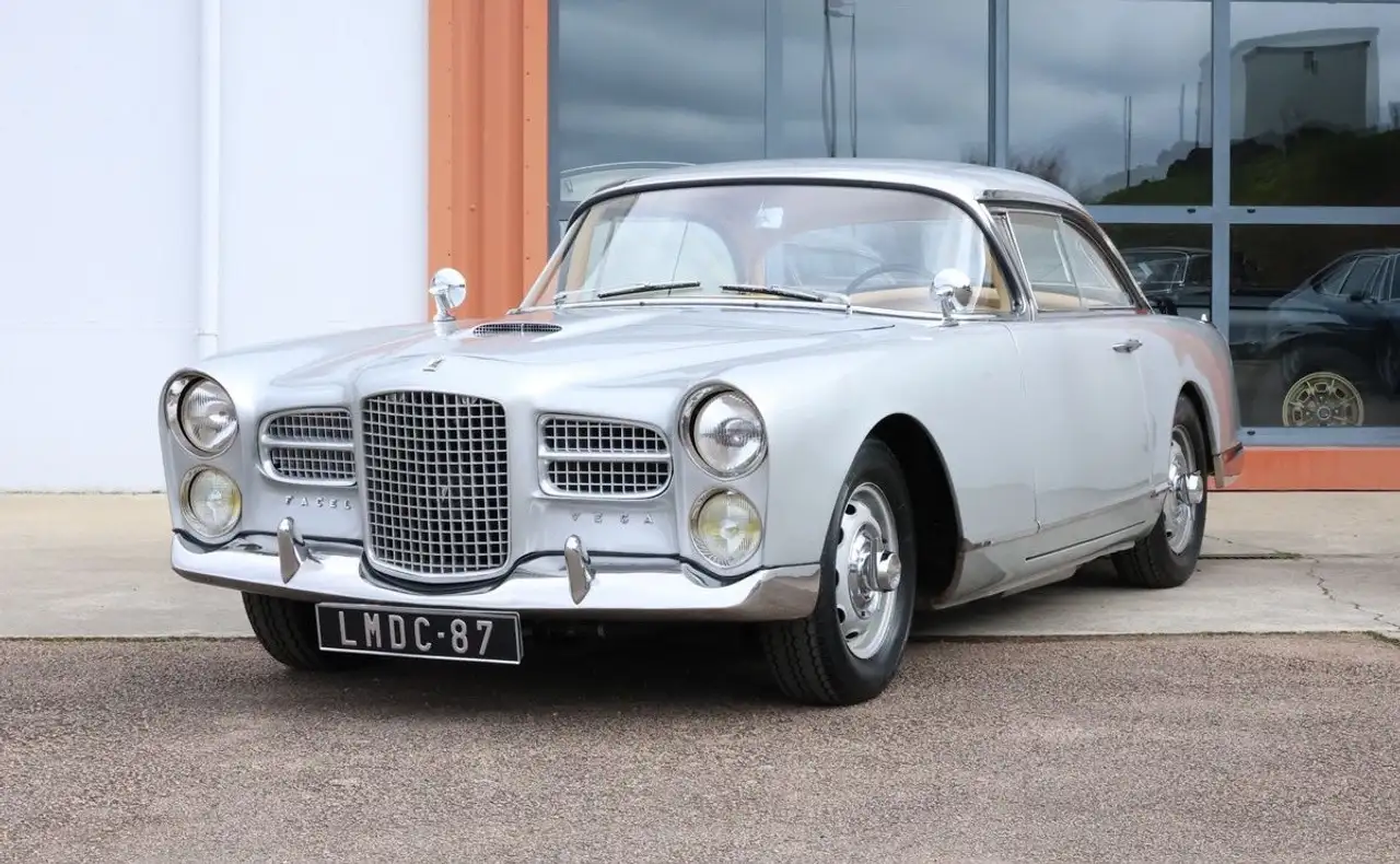 Oldtimer Facel Vega