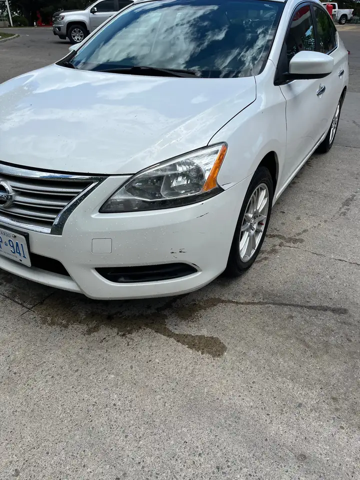 Nissan Sentra снимка Nissan Sentra