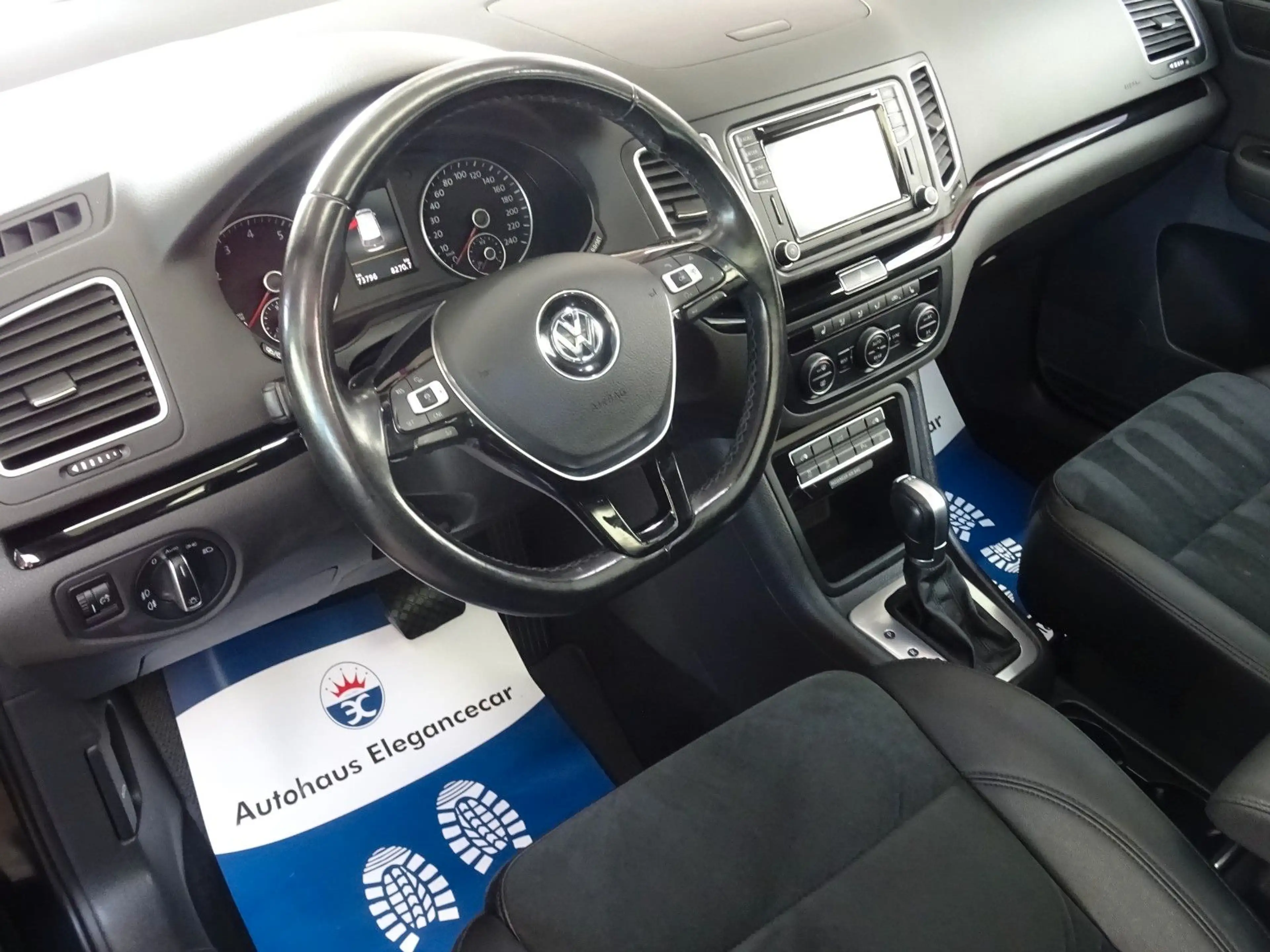 Volkswagen Sharan 1.4 TSI HL.*7 SITZ*AHK*PANO*CAM*ACC*LED* — photo 12