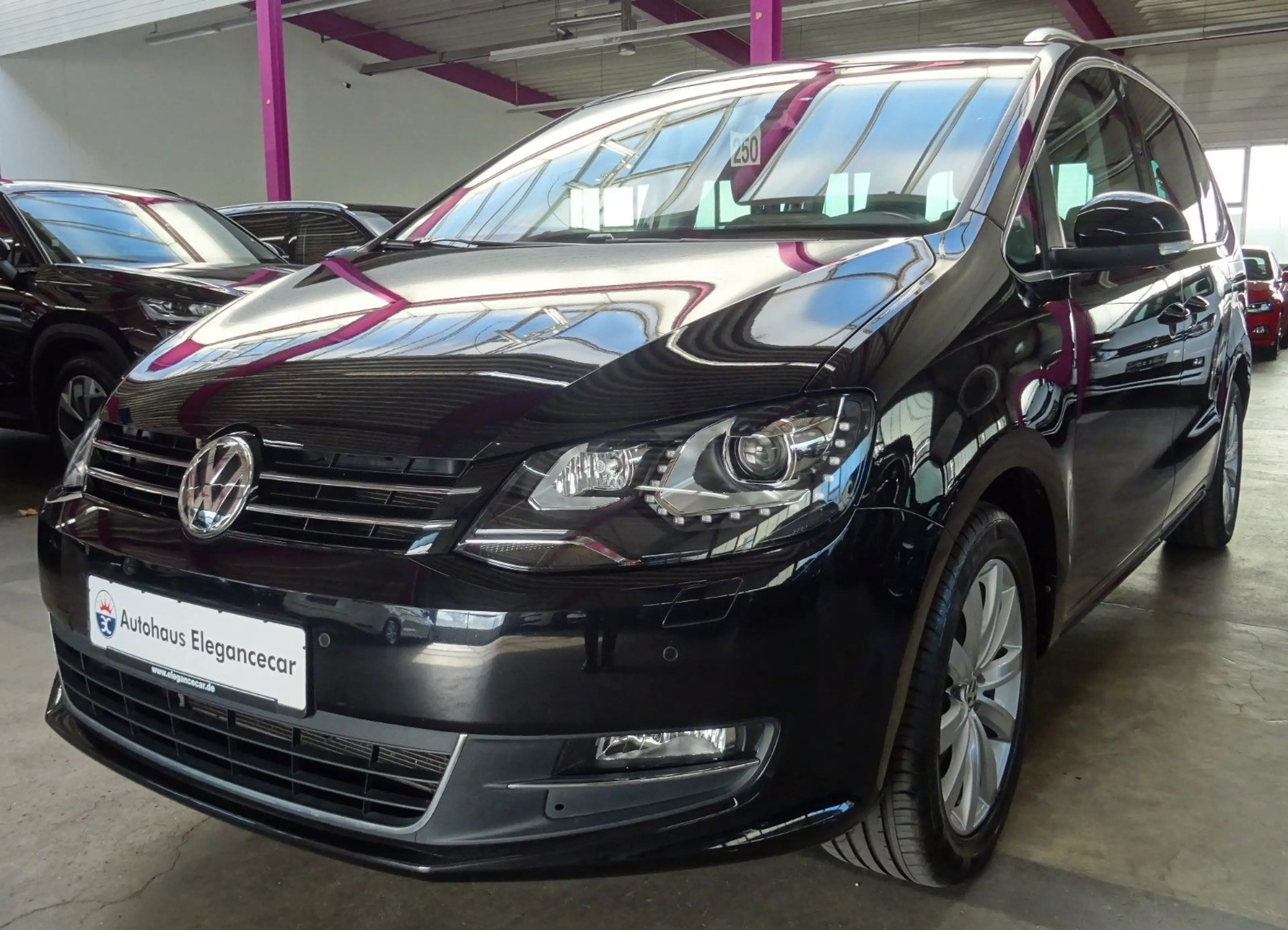 Volkswagen Sharan 1.4 TSI HL.*7 SITZ*AHK*PANO*CAM*ACC*LED*