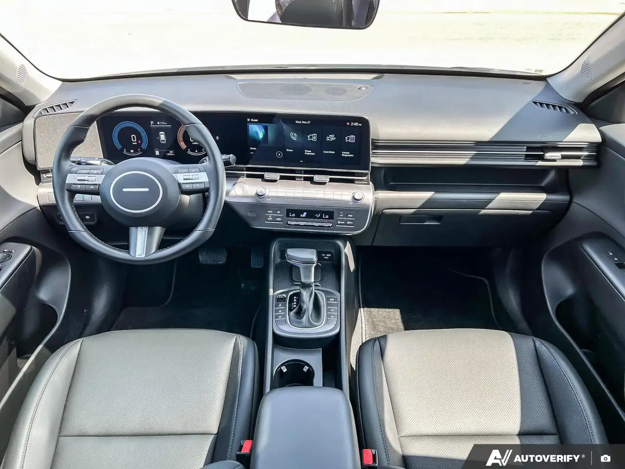 Hyundai KONA снимка Hyundai KONA