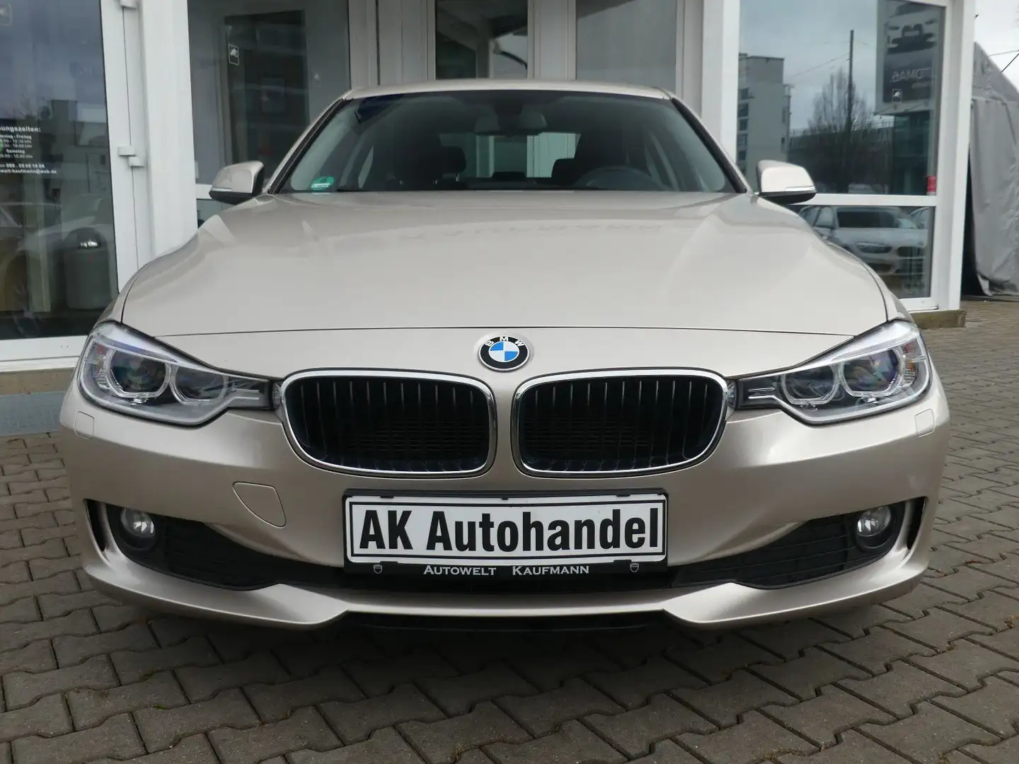 BMW 316 i  Limousine Automatik Klima 2-Zonen Silber - 2