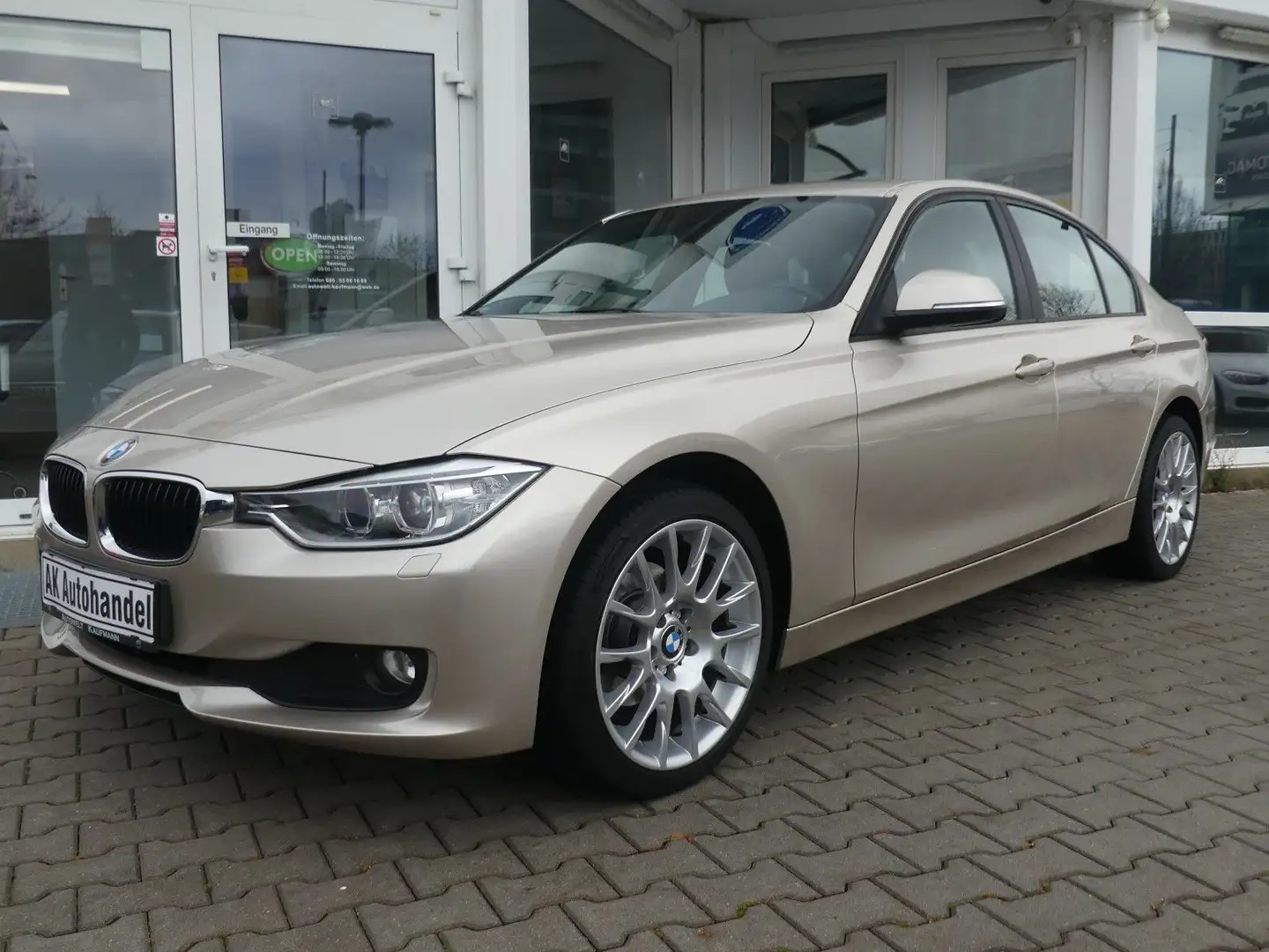 BMW 316 i  Limousine Automatik Klima 2-Zonen Silber - 1
