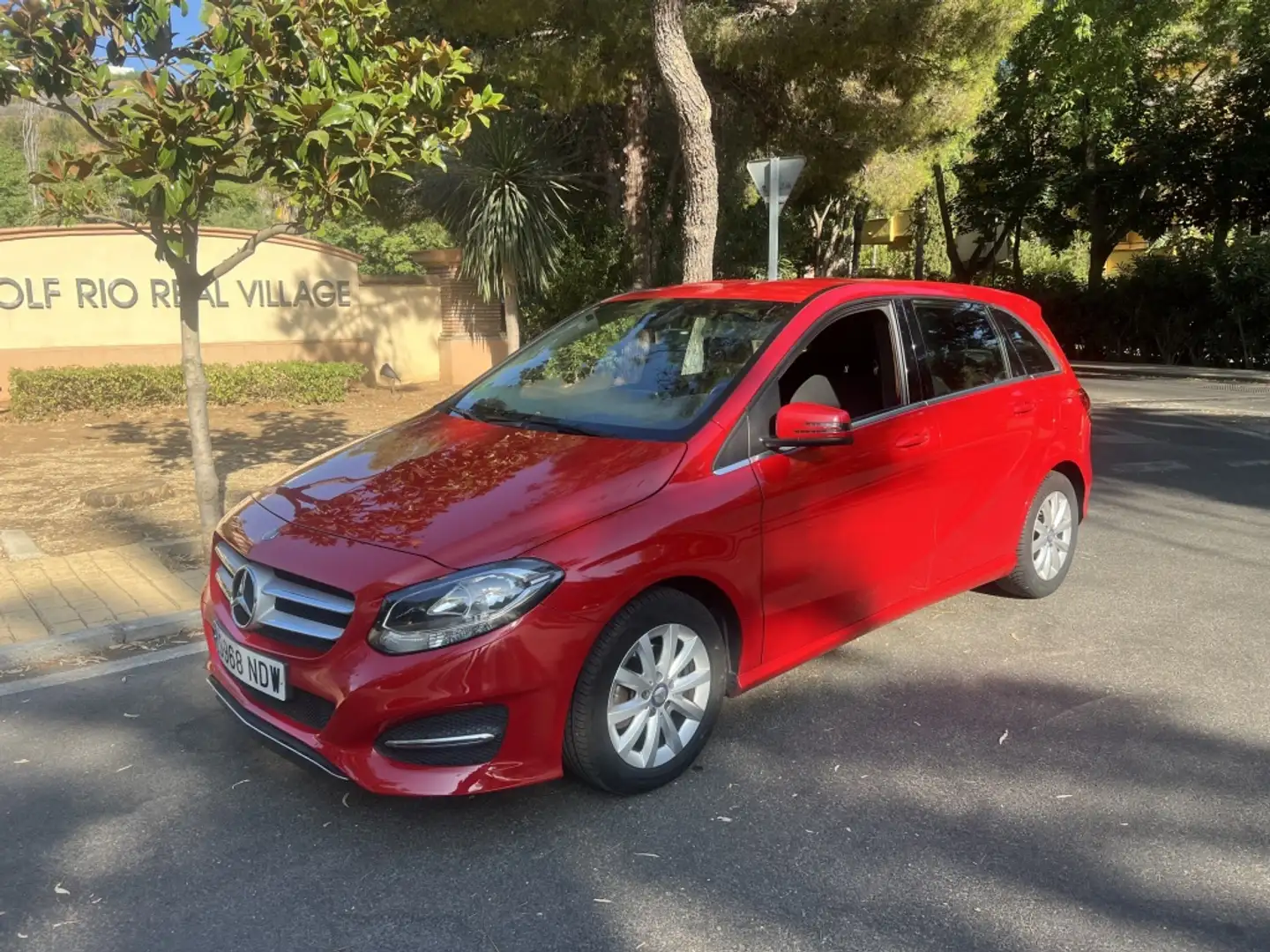 Mercedes-Benz B 160 Classe CDi 7G-DCT Business Edition Rojo - 1
