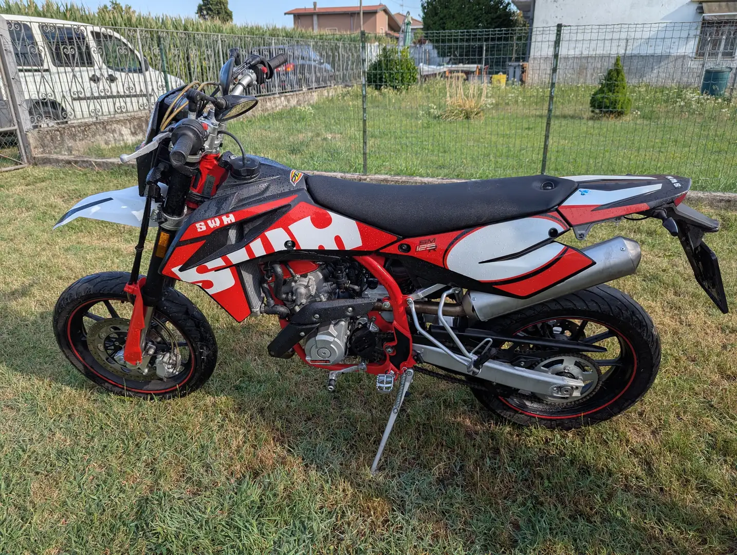 SWM SM 125 R Rot - 1