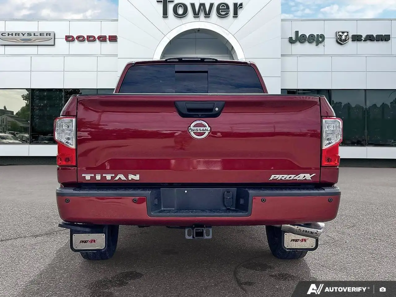 Nissan Titan fotografie Nissan Titan