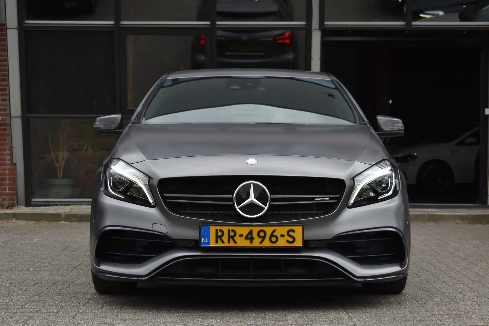 Mercedes-Benz A 45 AMG 4MATIC Dynamic Pakket Race H&K Memory Magno 19" Grijs - 2