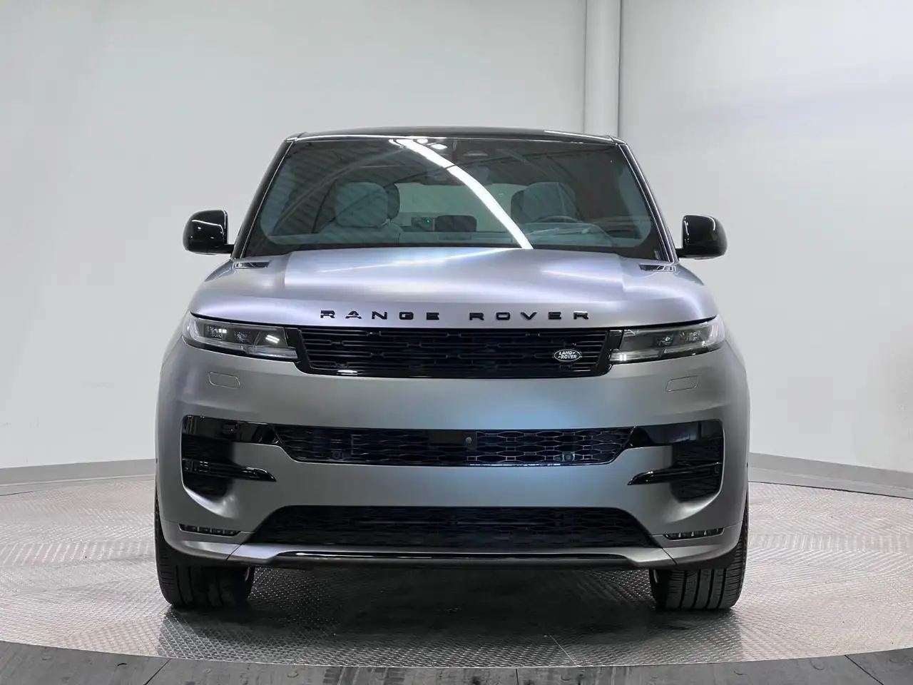 Land Rover Range Rover Sport снимка Land Rover Range Rover Sport