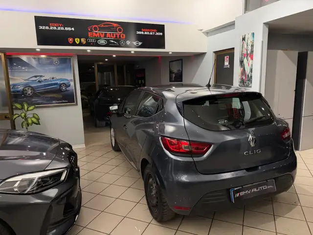 Renault Clio view 12