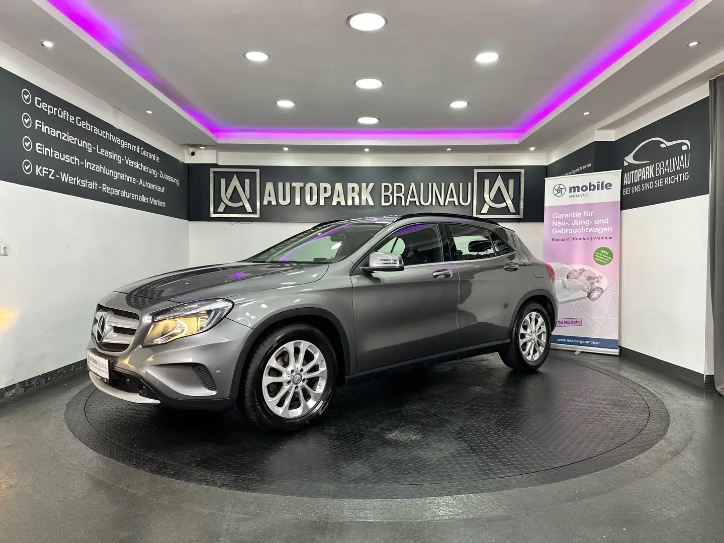 Mercedes-Benz GLA 200 CDI Edition Lifestyle *SZH*NAVI*TEMPO* Grau - 2