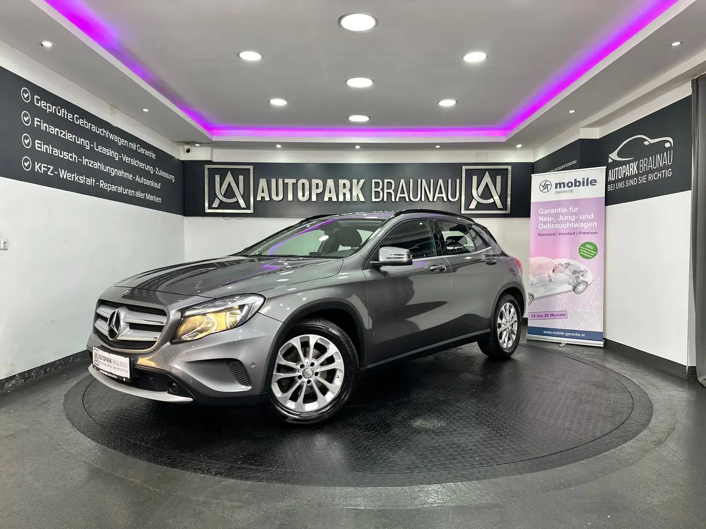 Mercedes-Benz GLA 200 CDI Edition Lifestyle *SZH*NAVI*TEMPO* Grau - 1