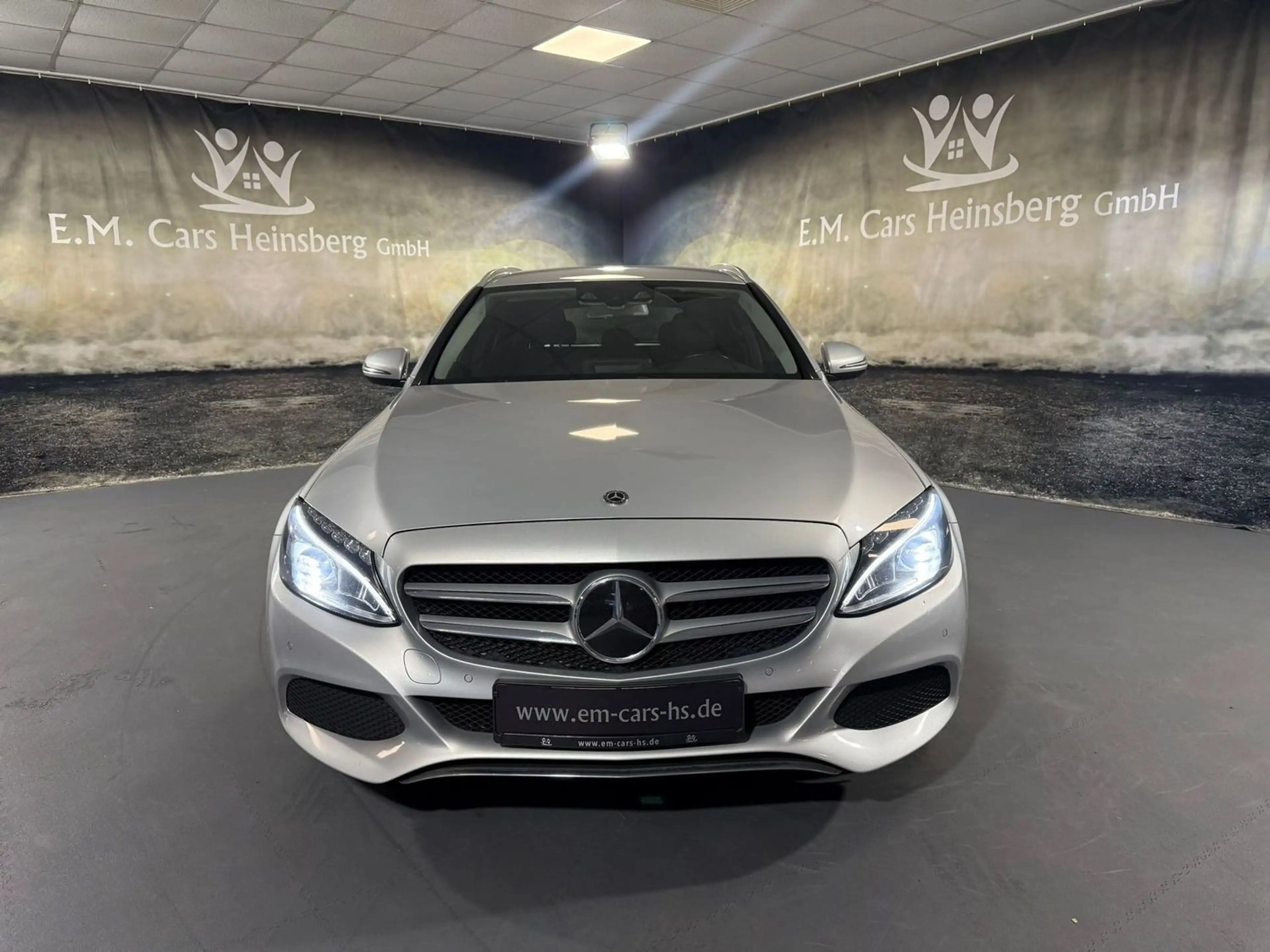 Mercedes-Benz C 220 d 4Matic Avantgarde CarPlay AHK PDC LED — photo 3