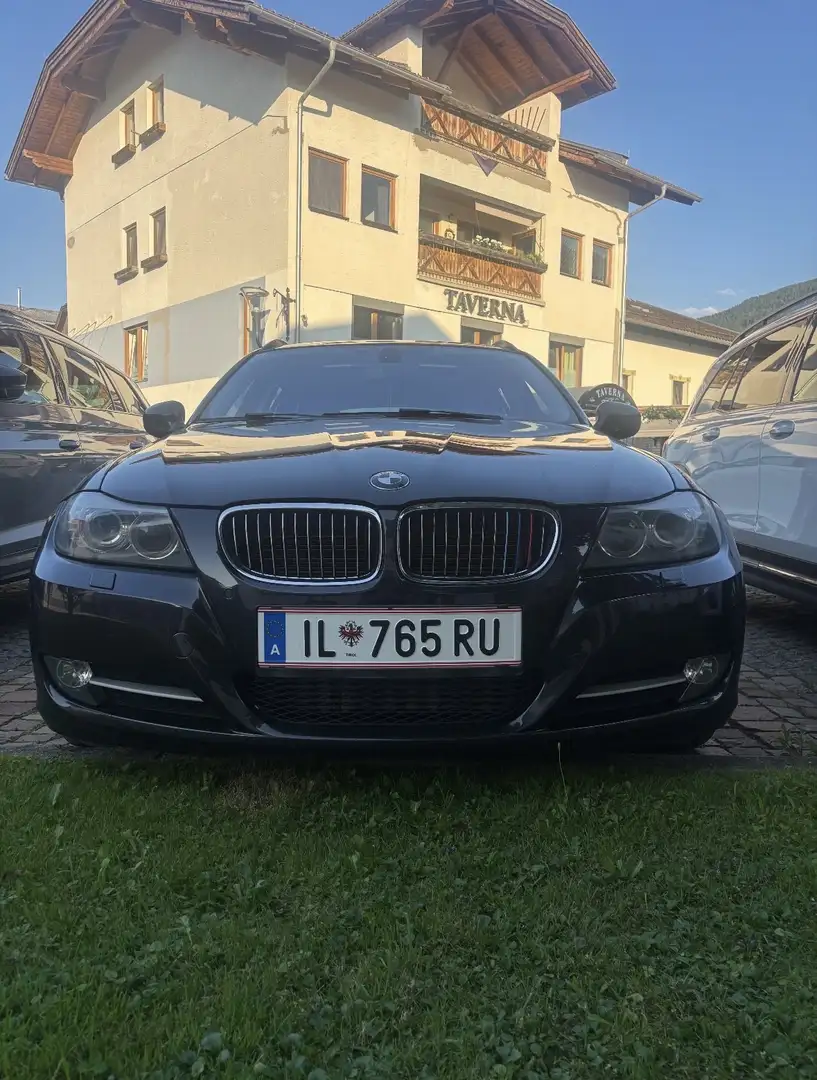 BMW 320 320d xDrive Edition Schwarz - 1