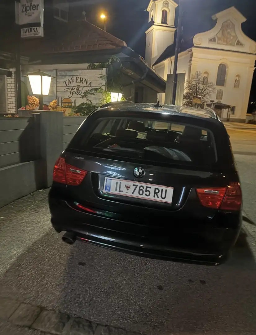 BMW 320 320d xDrive Edition Schwarz - 2