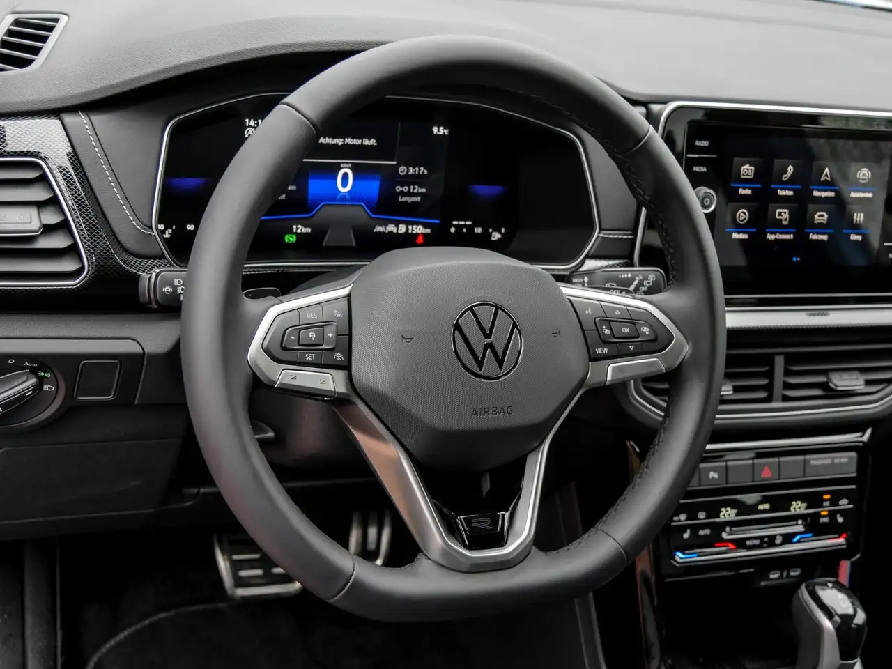 Volkswagen T-Cross R-Line 1.5 TSI DSG IQ.Light App-Connect TravelA... 9