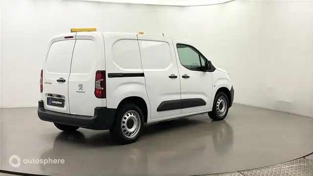Peugeot Partner view 5