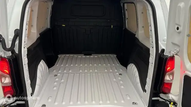 Peugeot Partner view 14