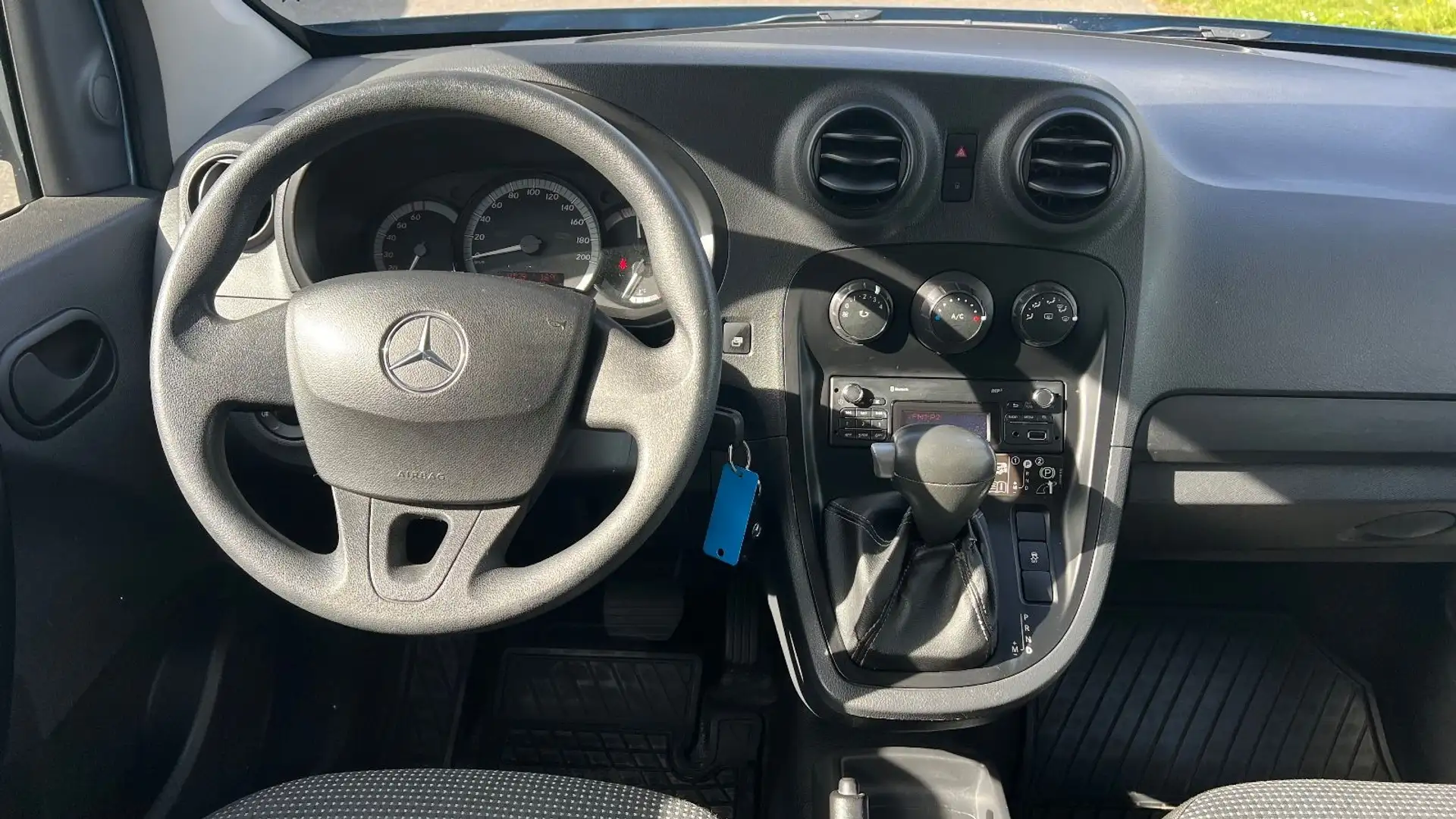 Mercedes-Benz Citan Kasten 112 lang AUTOMATIK KLIMA HU NEU Blau - 2