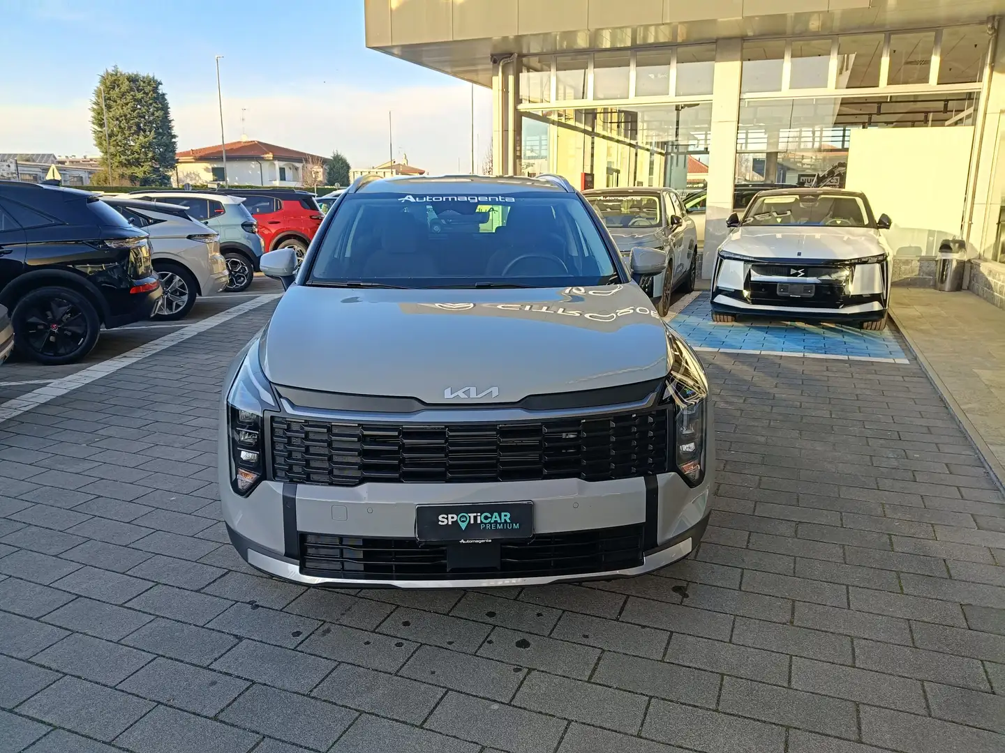 Kia Sportage 1.6 TGDi 150cv DCT7 STYLE DIMOSTRATIVA Grau - 2