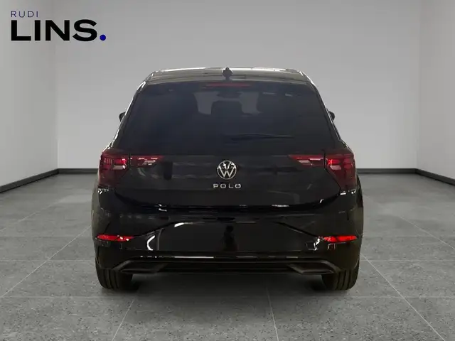 Volkswagen Polo view 4