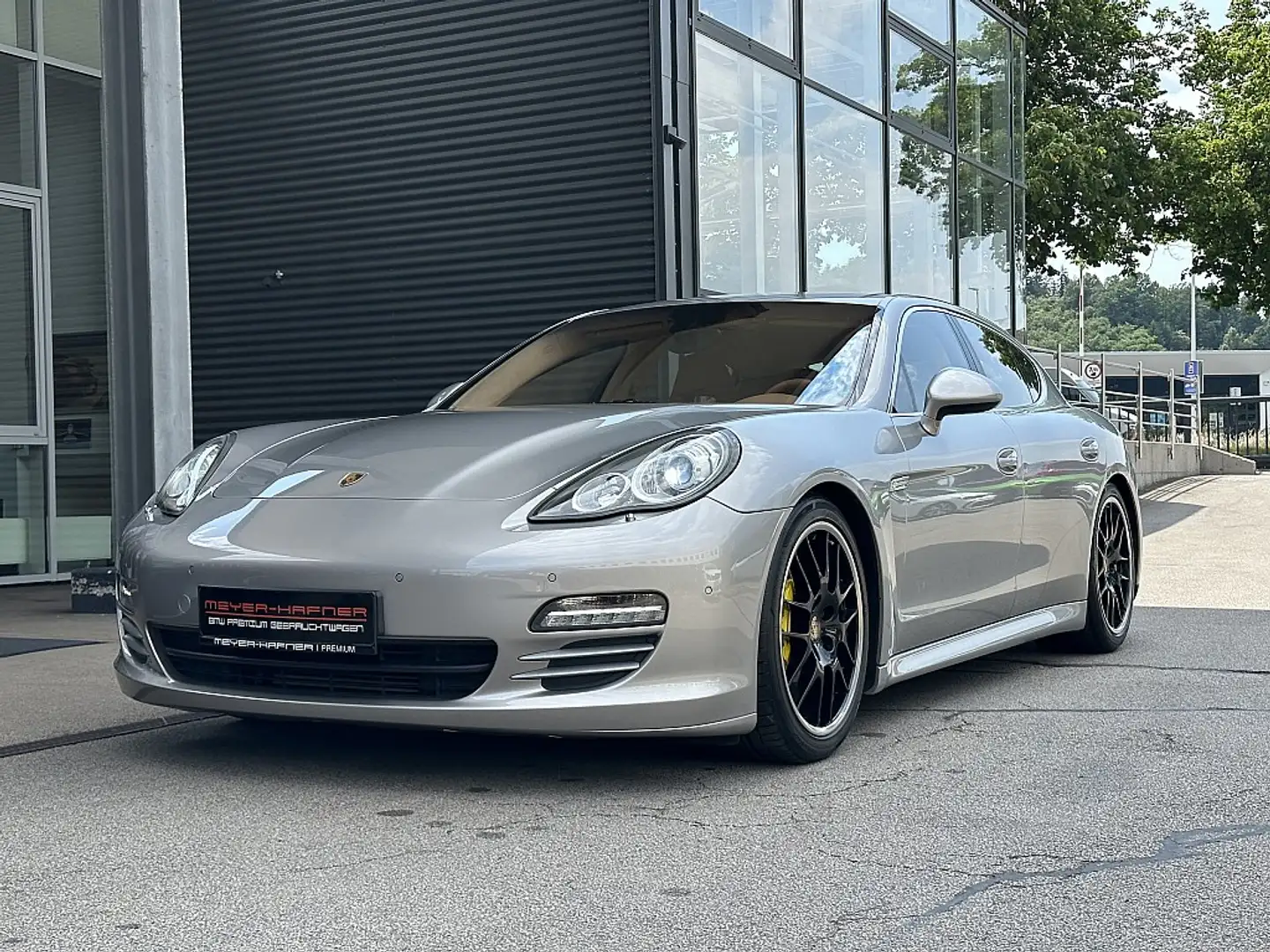 Porsche Panamera 4 S DSG Sport Chrono, Echtleder, Sitzheizung/Be... Zilver - 2