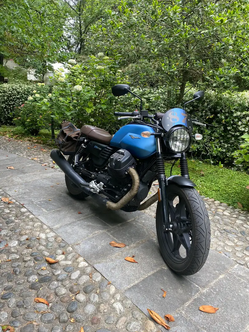 Moto Guzzi V 7 III Stone Bleu - 1
