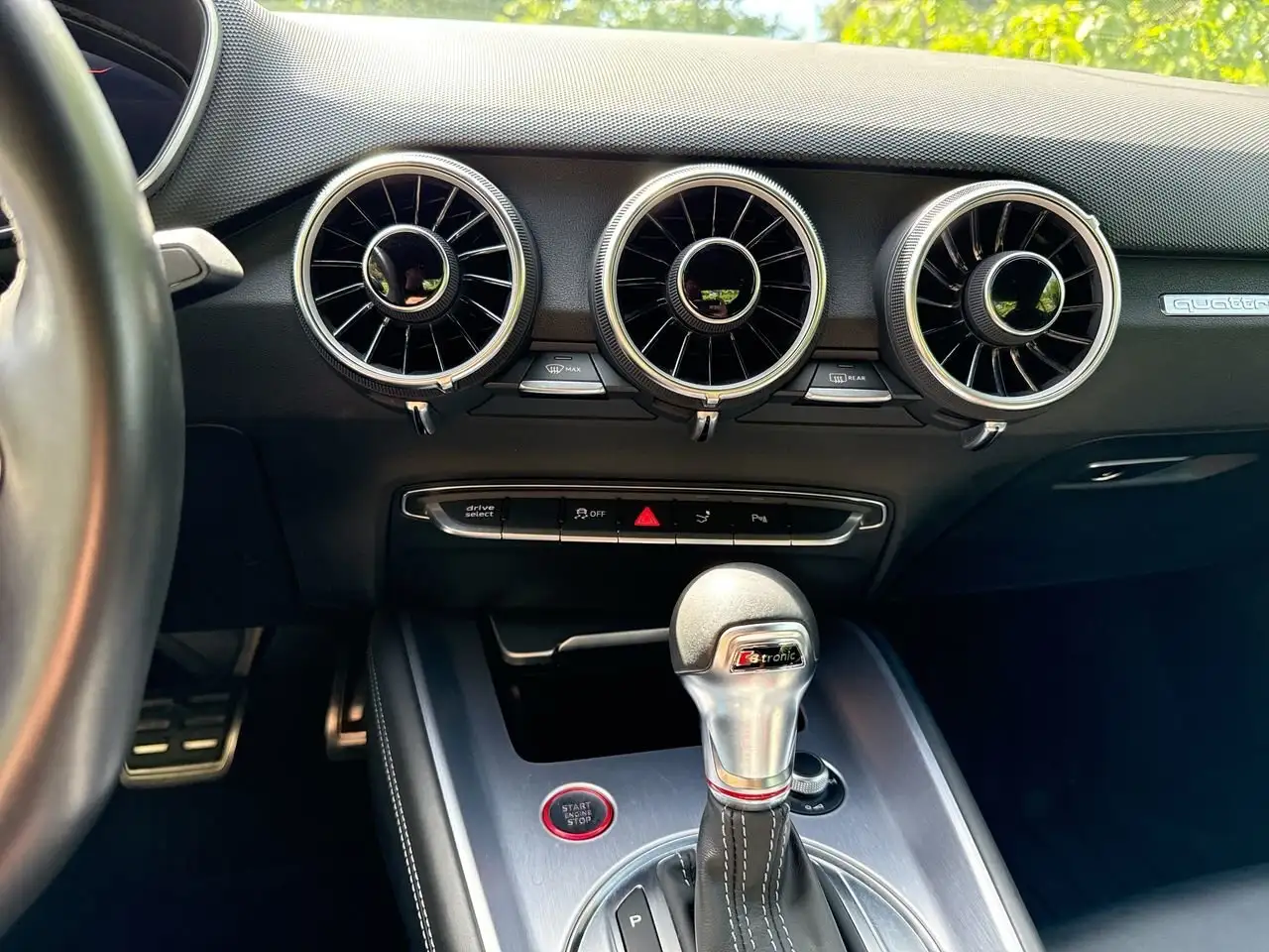 Audi TTS снимка Audi TTS