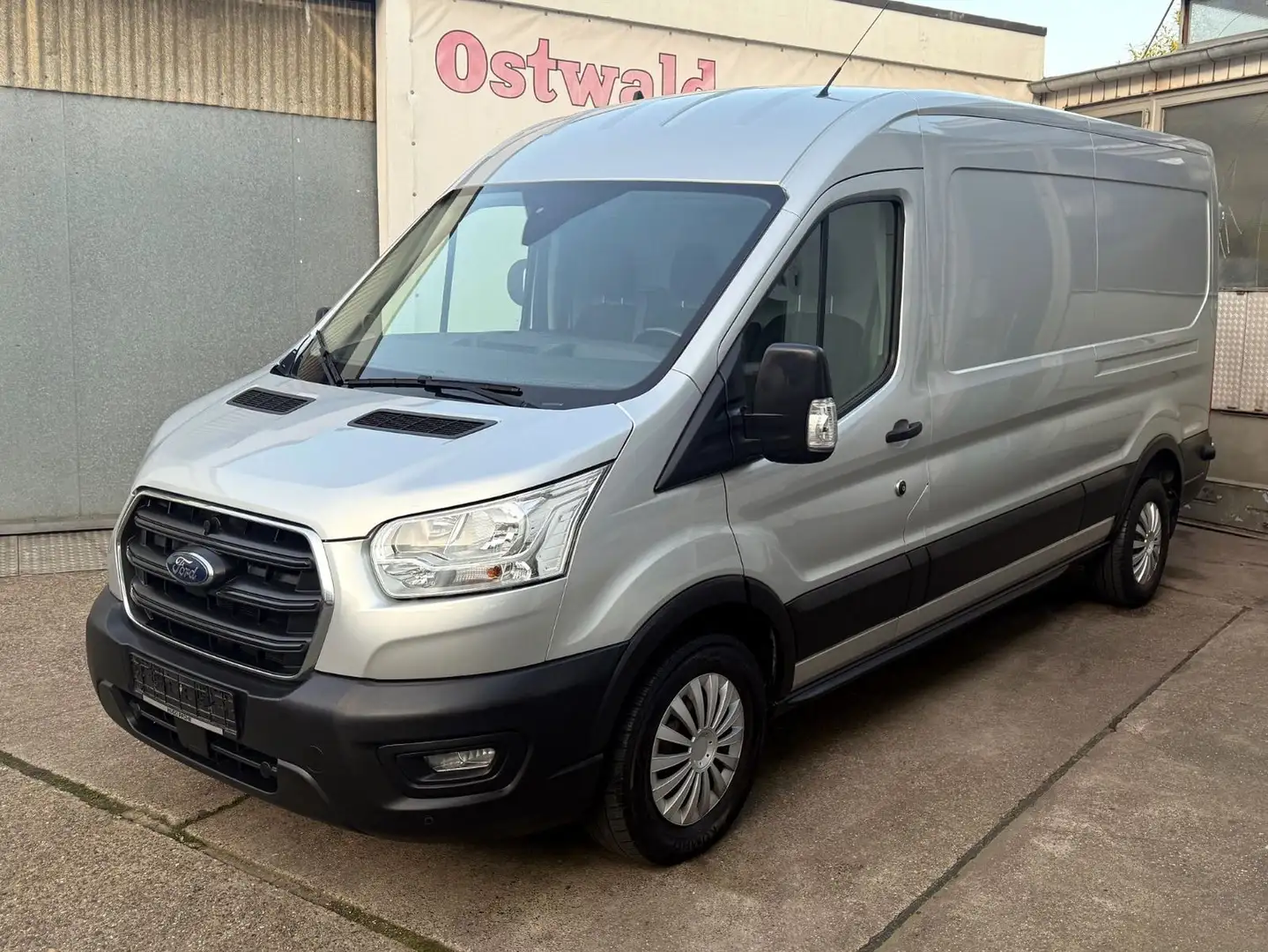 Ford Transit Kasten 350 2.0 TDCI L3 Trend Klima Kam Silber - 2