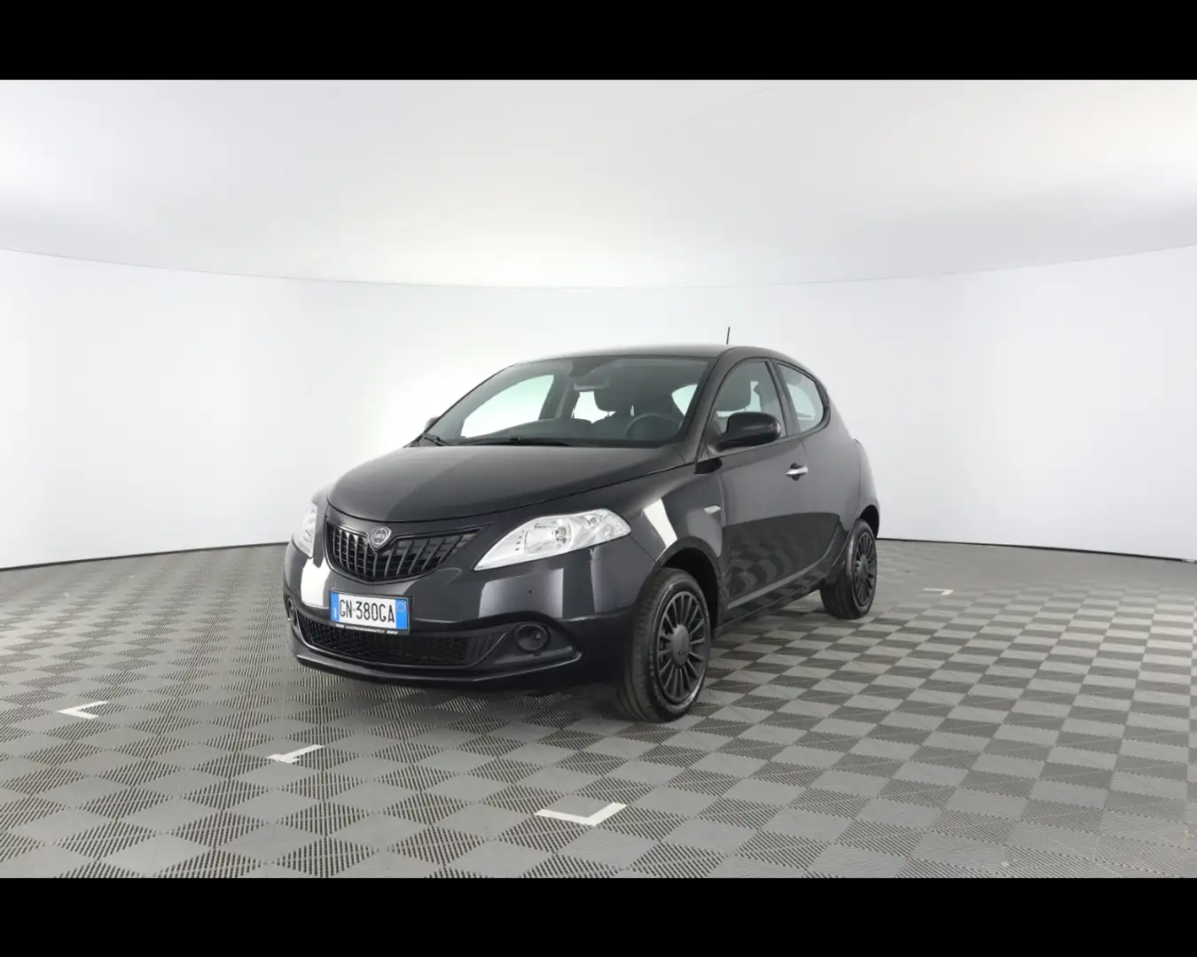 Lancia Ypsilon 1.0 FireFly Hybrid Silver Nero - 2