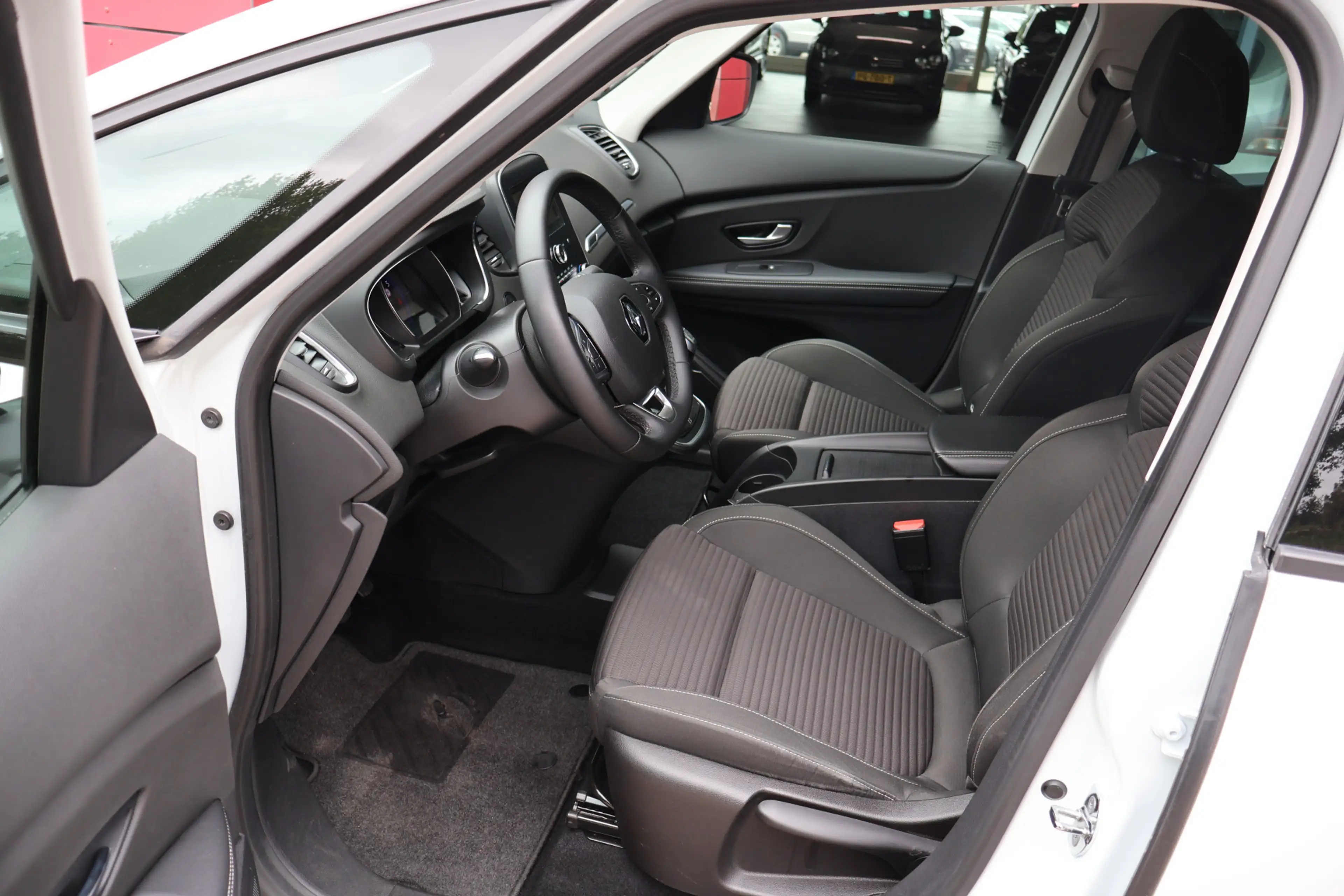 Renault Scenic 1.3 TCe Business Zen | Origineel NL | Climate | Na — photo 7