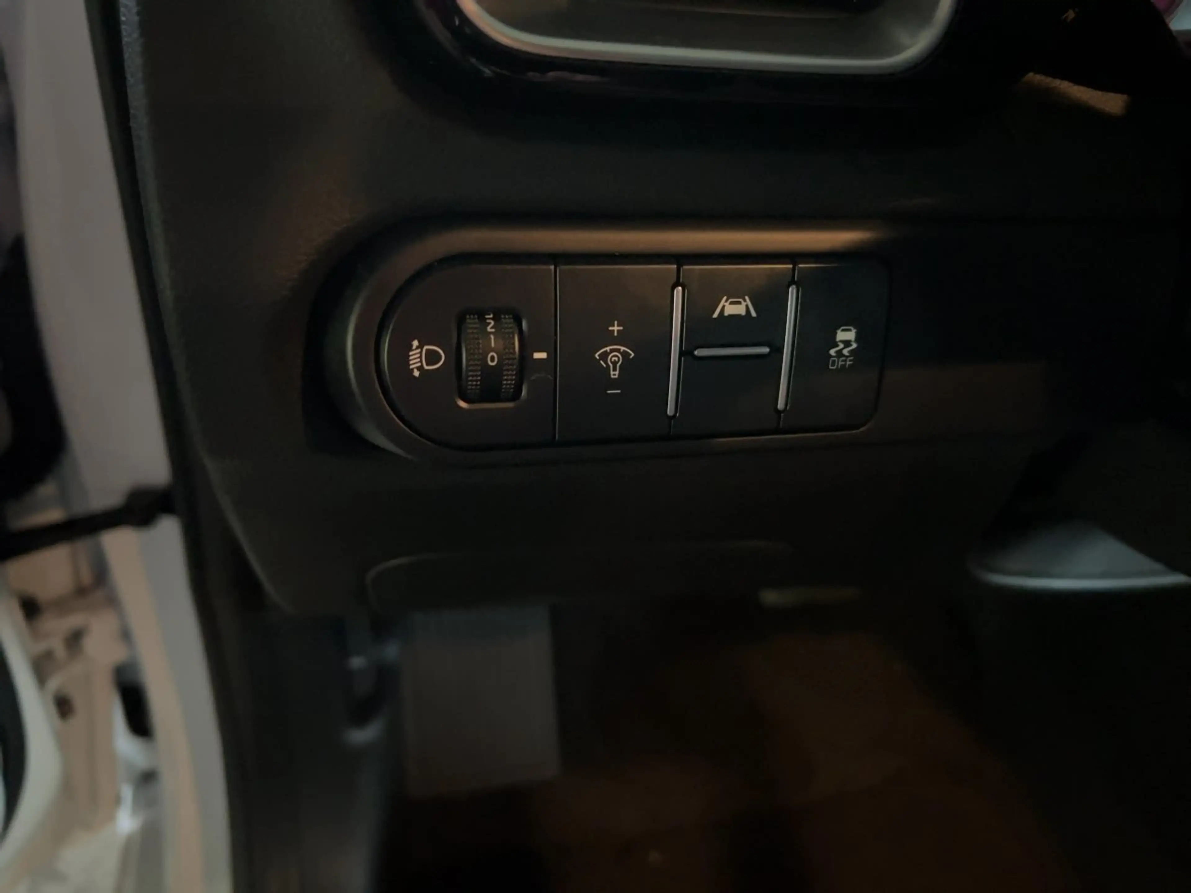 Kia Ceed / cee'd Spirit 1.5T LED+Navi+Kamera+Keyless — photo 15