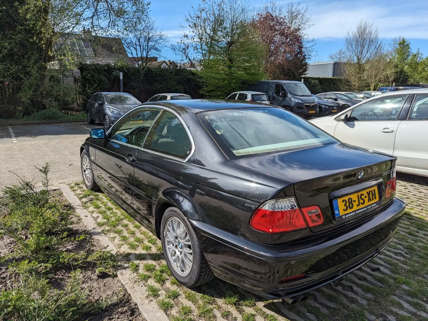 BMW 320 Ci 2.2, 170pk Zwart - 2