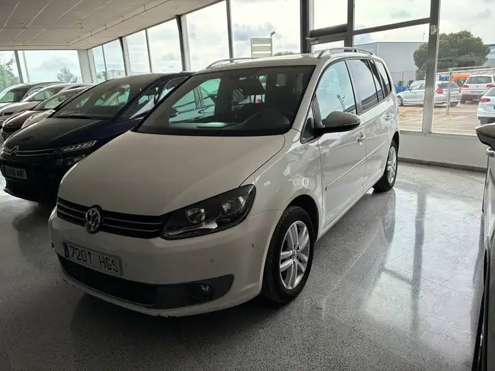 Volkswagen Touran 1.6 TDI Advance 2011