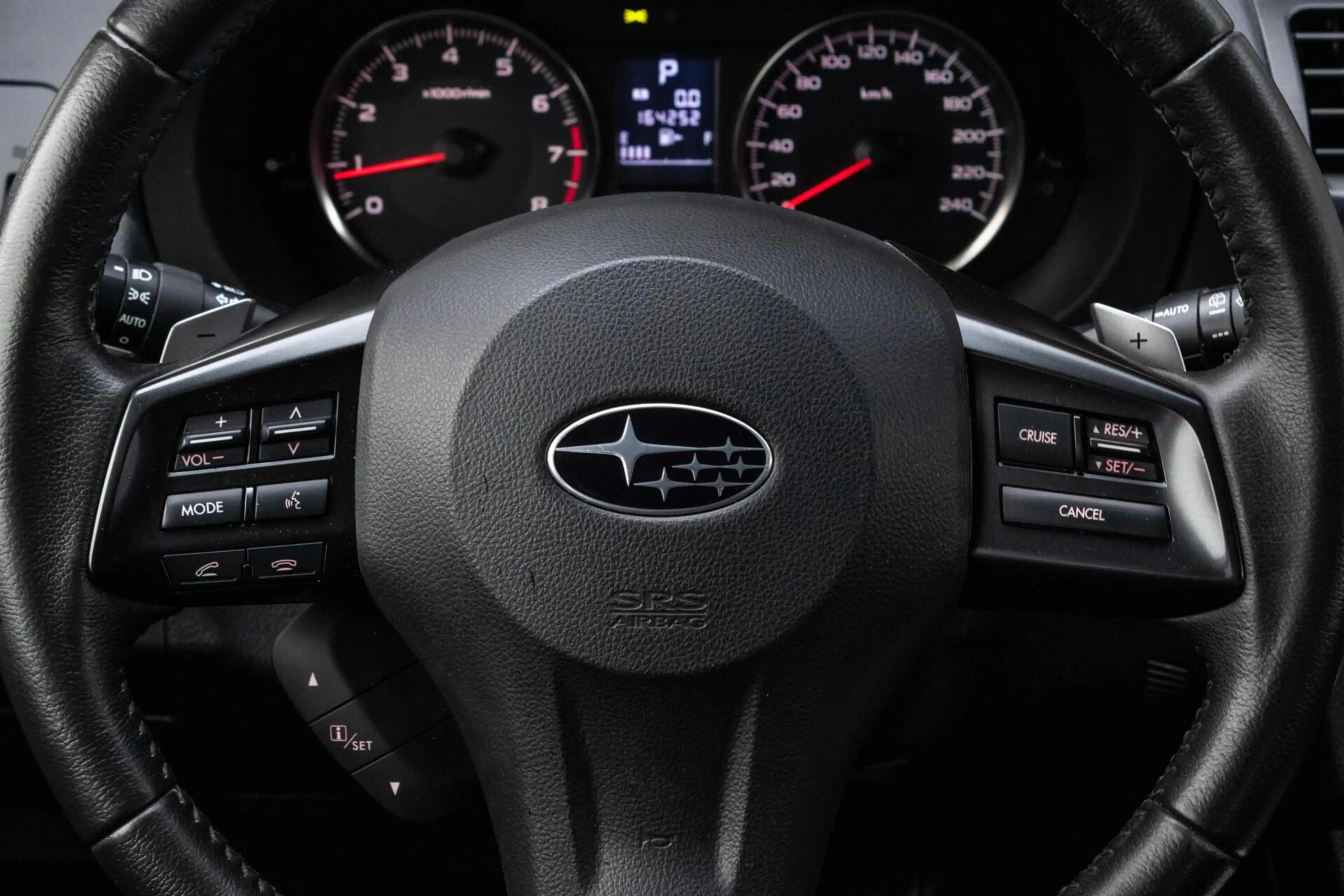 Subaru XV 2.0i CVT Executive AWD | Trekhaak | Lederen bekled — photo 15