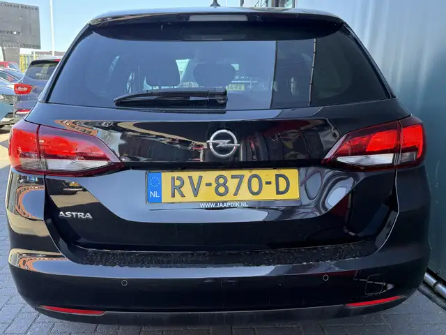 Opel Astra view 12