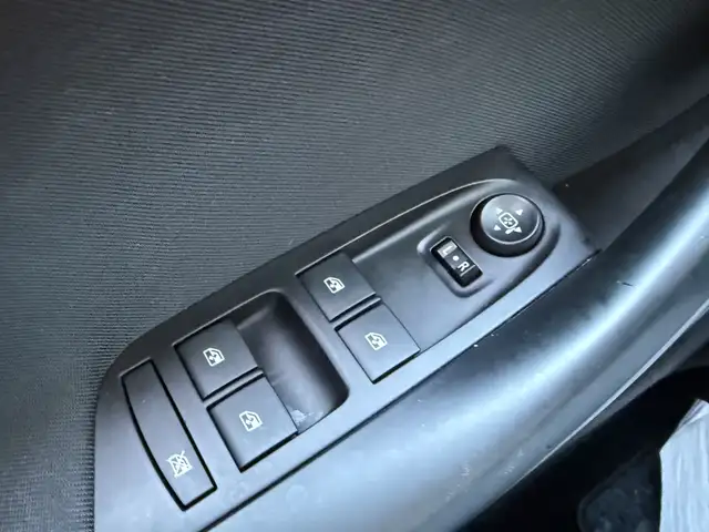 Opel Astra view 15