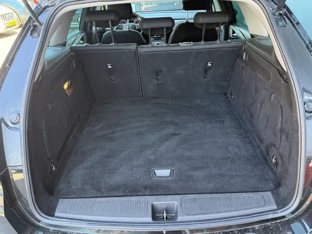 Opel Astra view 8