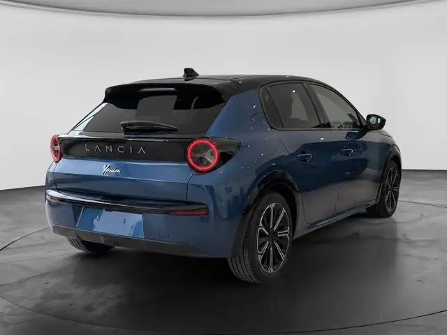 Lancia Ypsilon view 3