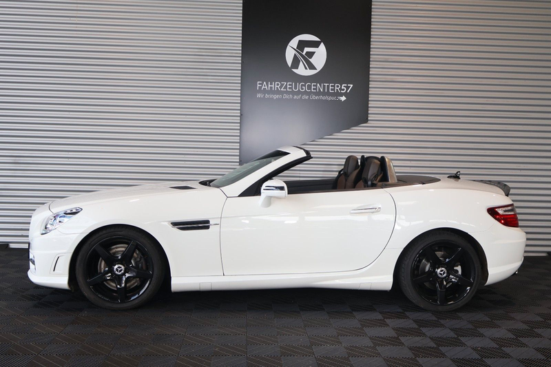 Mercedes-Benz SLK 350 AMG-PAKET/BI-XENON/TOTW/H&K/PANO — photo 2