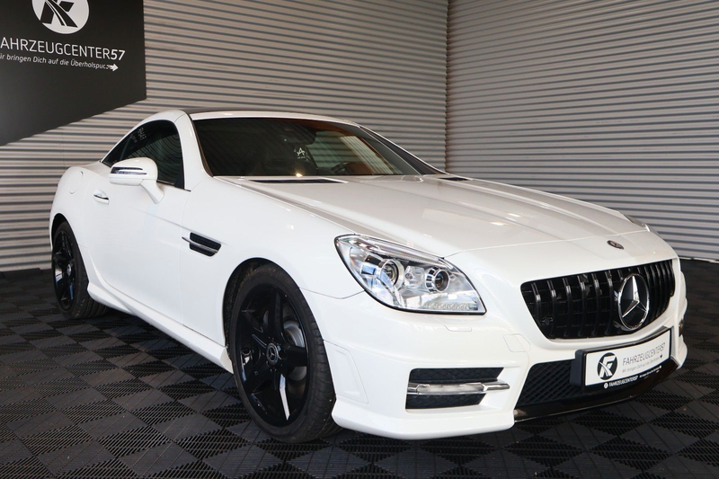 Mercedes-Benz SLK 350 AMG-PAKET/BI-XENON/TOTW/H&K/PANO — photo 5
