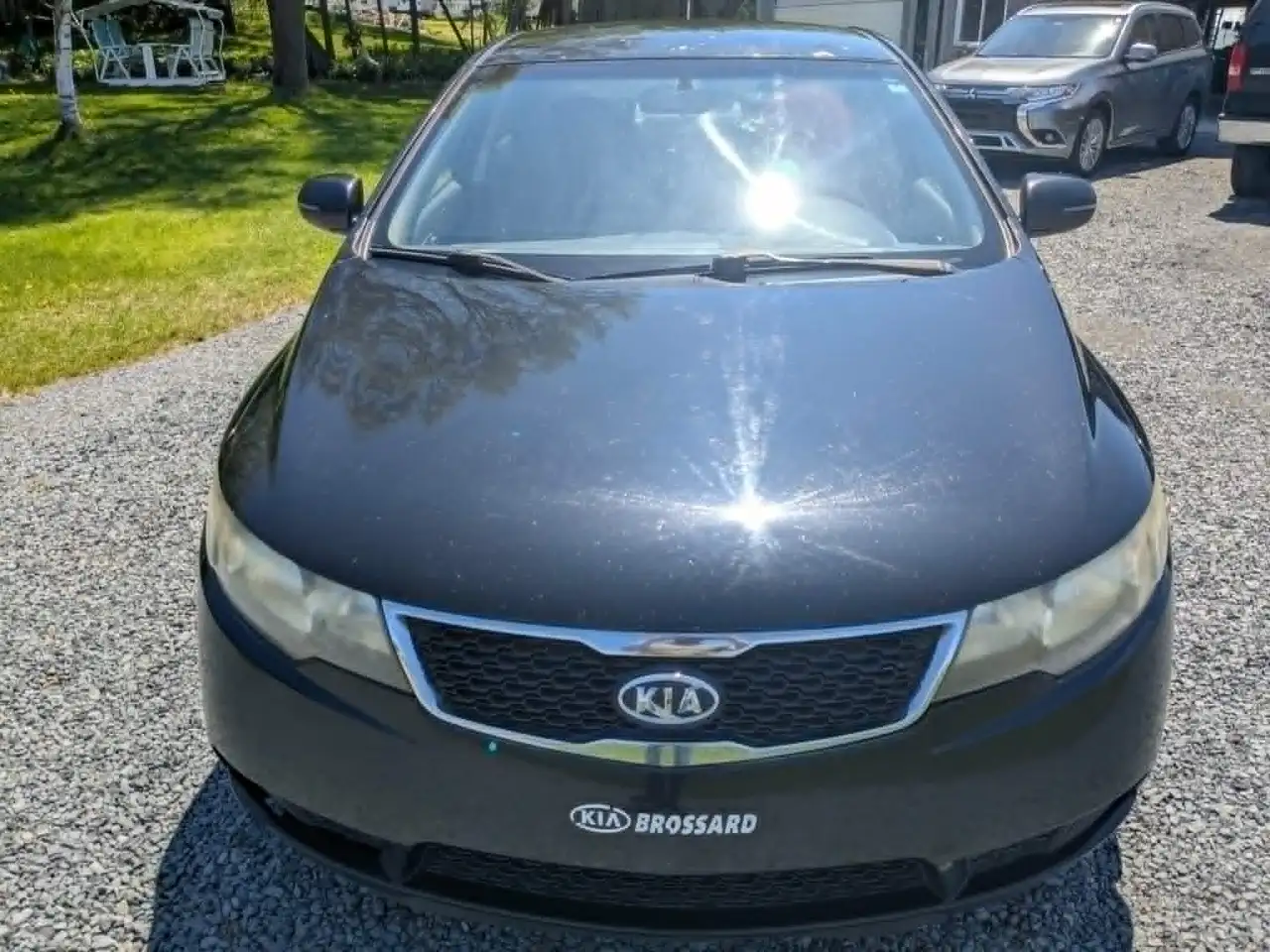 Kia Forte снимка Kia Forte