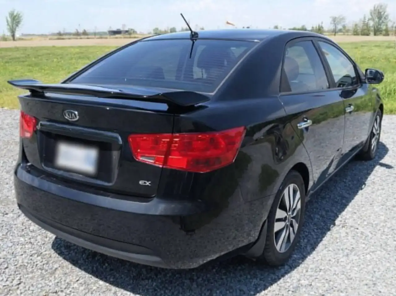 Kia Forte снимка Kia Forte